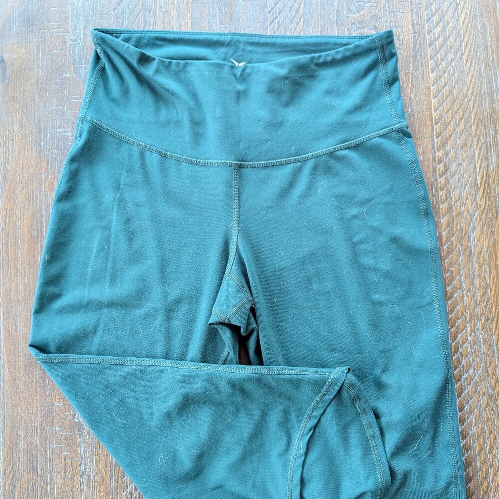 Old Navy Active go-dry leggings size large